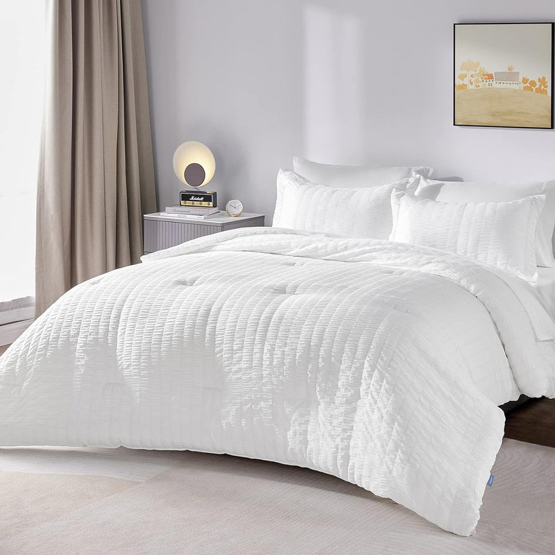Full Bed In A Bag White Seersucker Comforter Set With Sheets 7-Pieces All Season Bedding Sets With Comforter, Pillow Sham, Flat Sheet, Fitted Sheet And Pillowcase