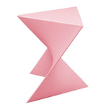 LeisureMod Randolph Modern Plastic Triangle End Table in Pink