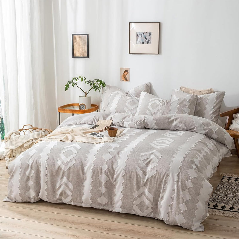 3-Pieces Boho Farmhouse Tufted Comforter Set Queen Size Shabby Geometric Light