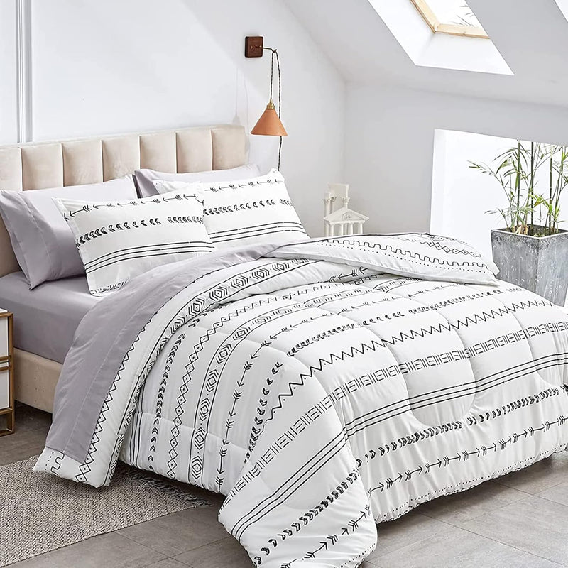 Ombre Boho Striped Bed In A Bag 7 Pieces Queen Size, Aztec Geometric Arrows Bl