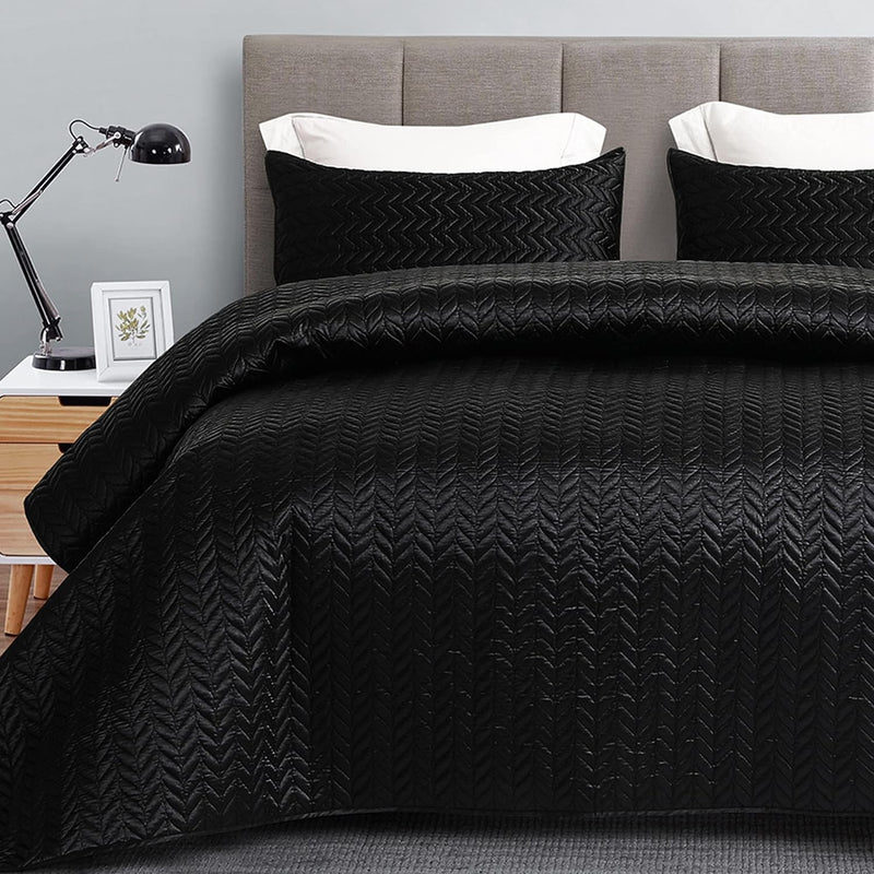 Silky Soft Satin Quilts King Size, Luxury Reversible Lightweight Bedspreads Co