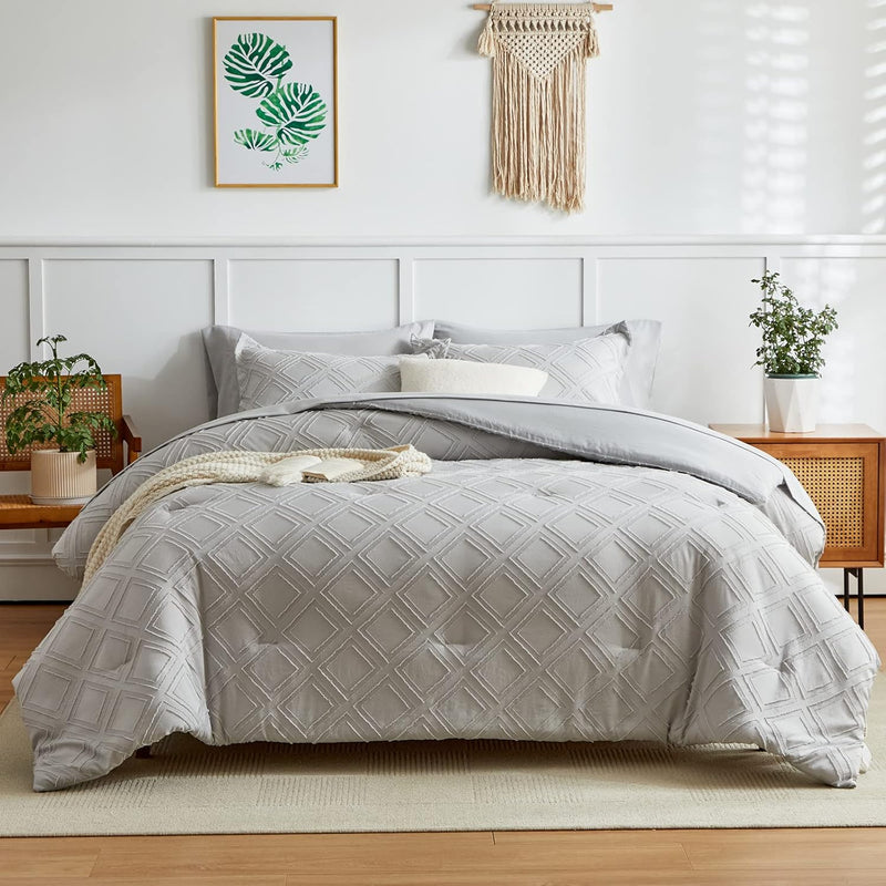 7 Pieces Tufted Bed In A Bag Queen Comforter Set With Sheets Light Grey, Soft