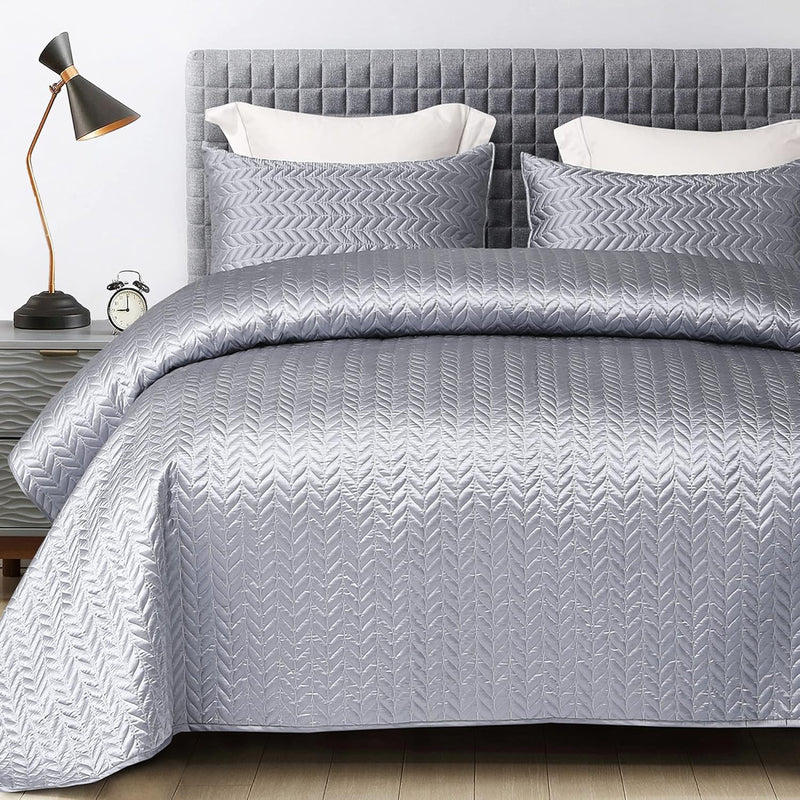3-Piece Silk Satin Quilt Set King Size, Reversible Lightweight Coverlet Bedspr